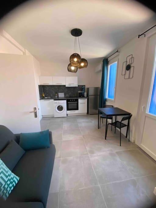 Le Berlioz-Studio-Clim-Wifi-Balcon Apartamento Béziers Exterior foto